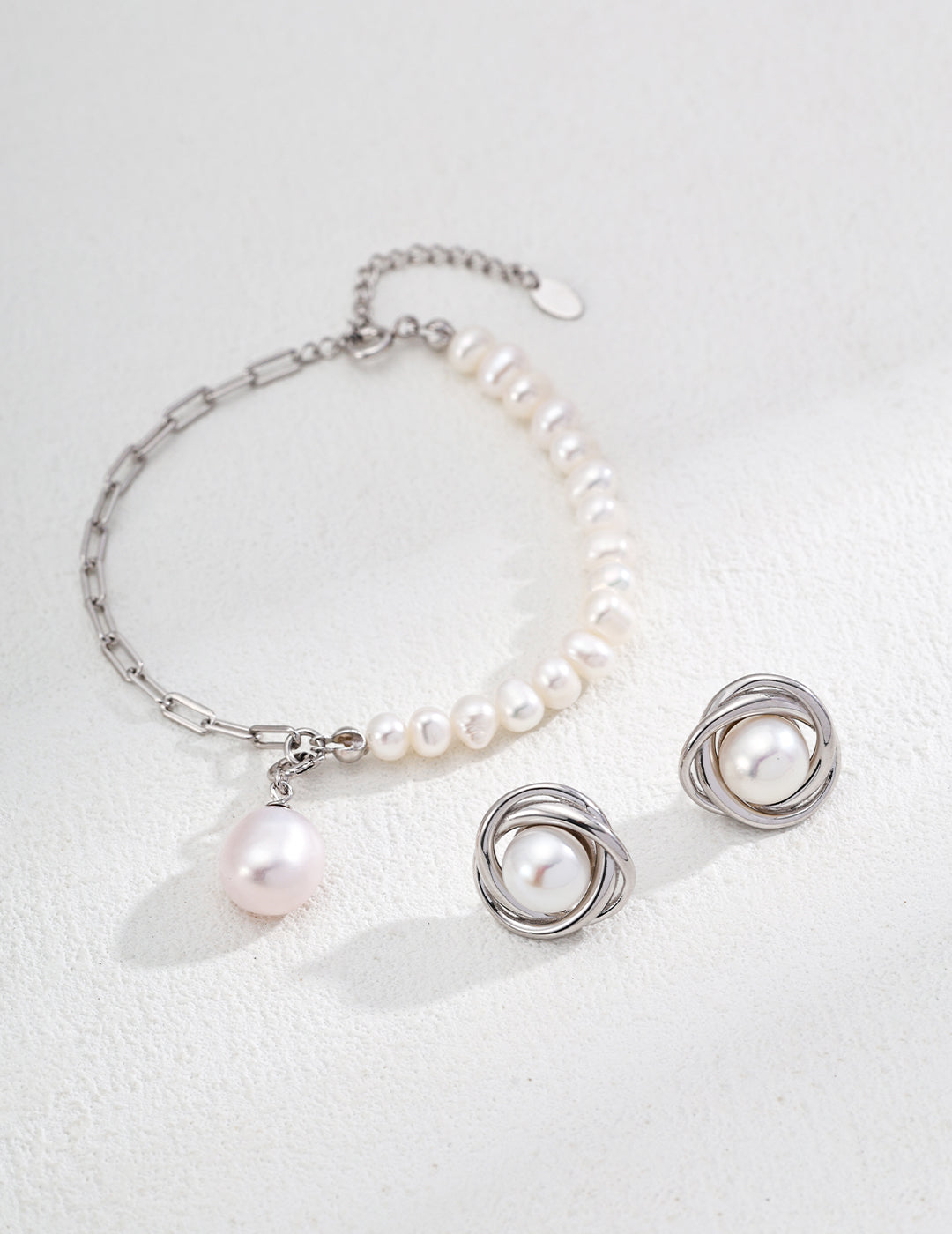 Timeless Grace Pearl Set - Earrings