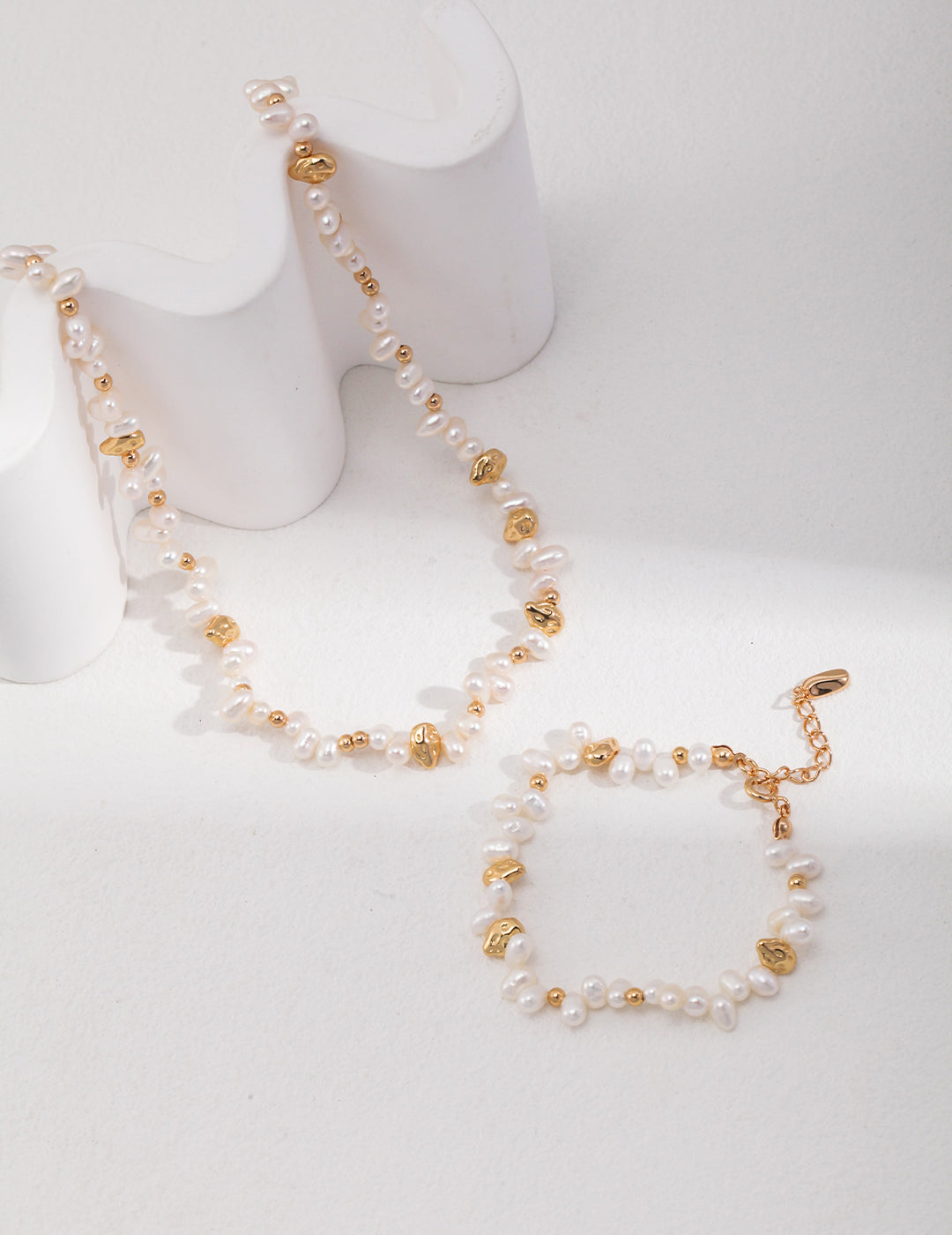 S925 Scattered Pearl Necklace