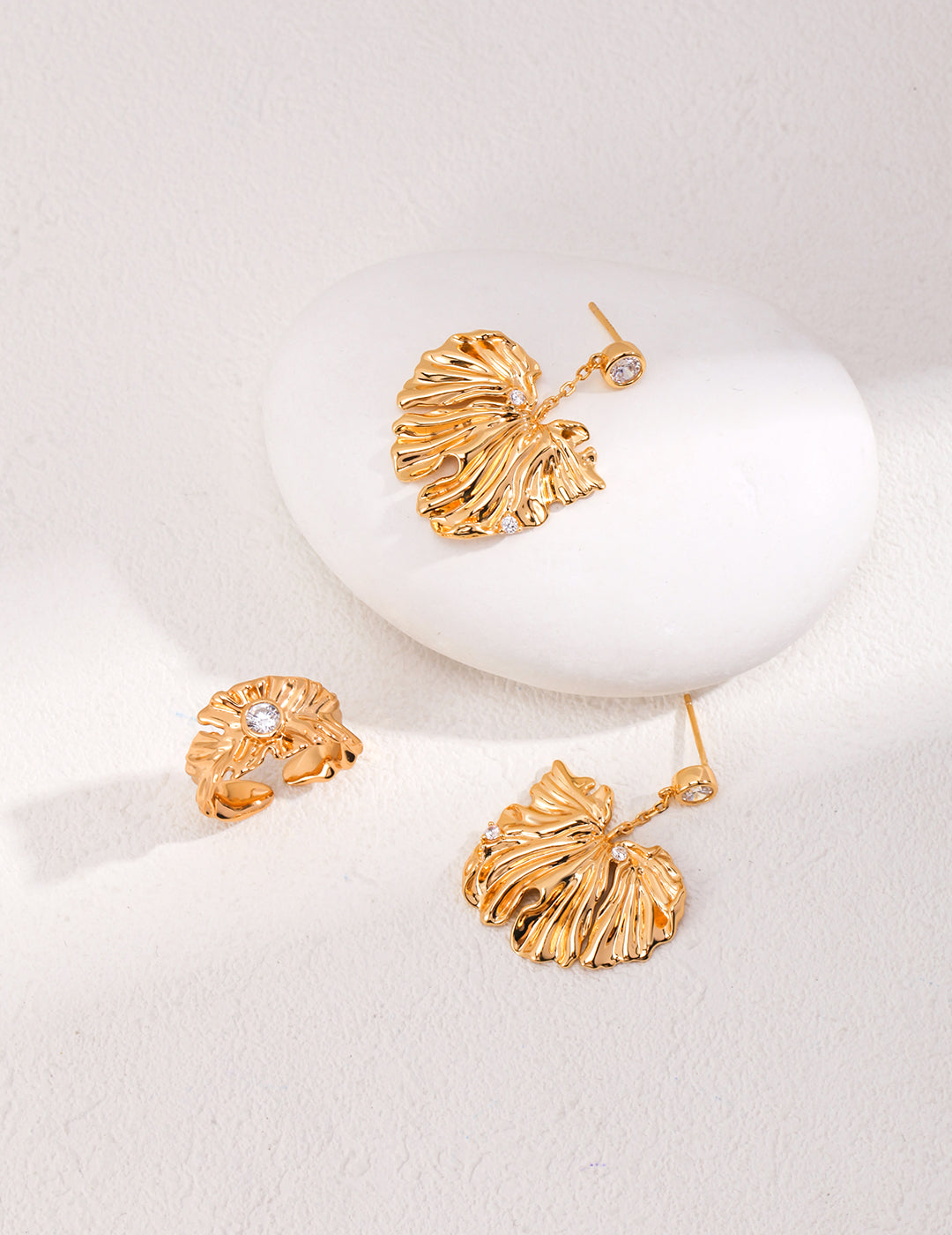 S925 Fan-Shaped Zirconia Temperament Earrings