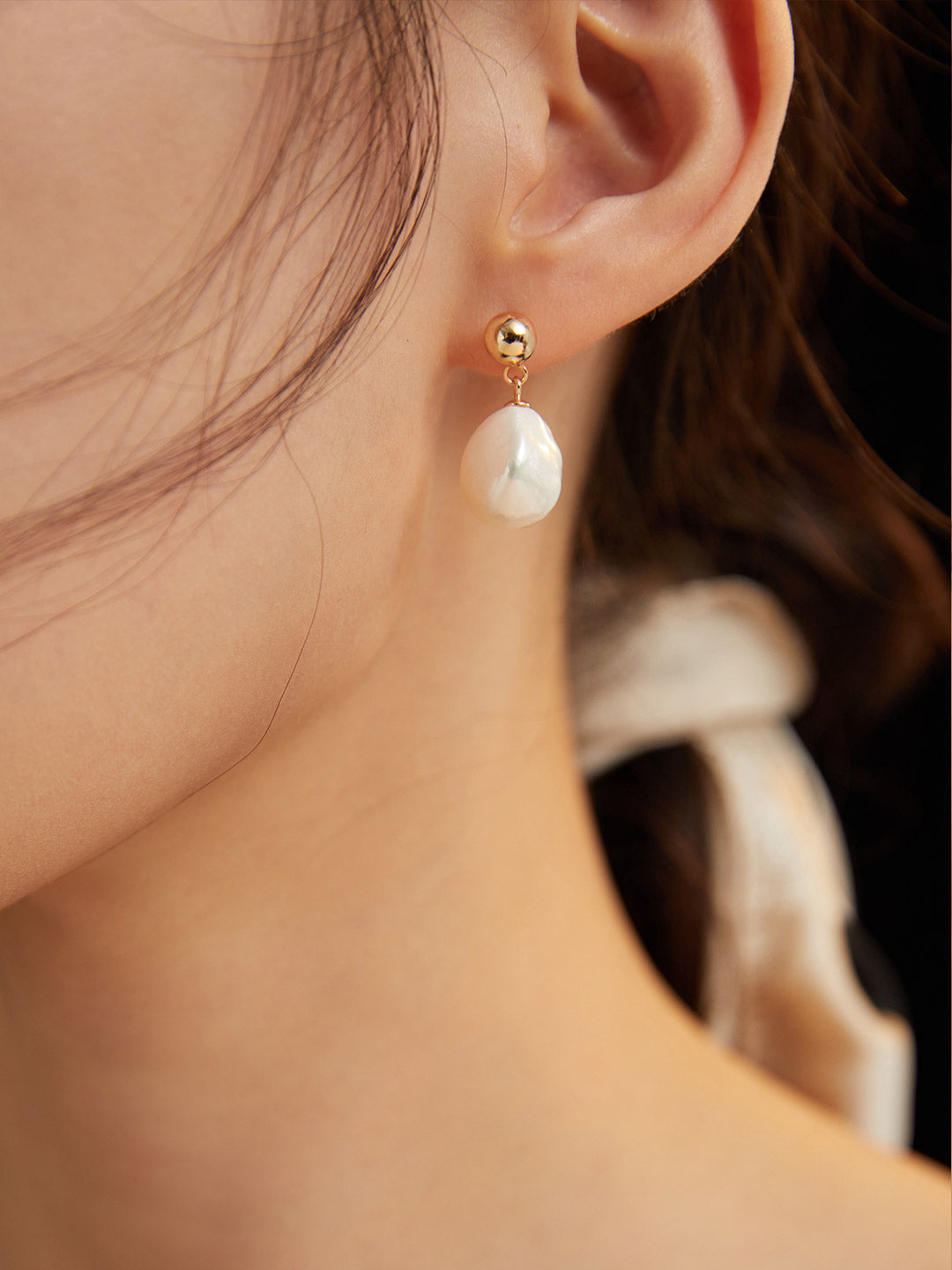 S925 Irregular-Shaped Pearl Earrings