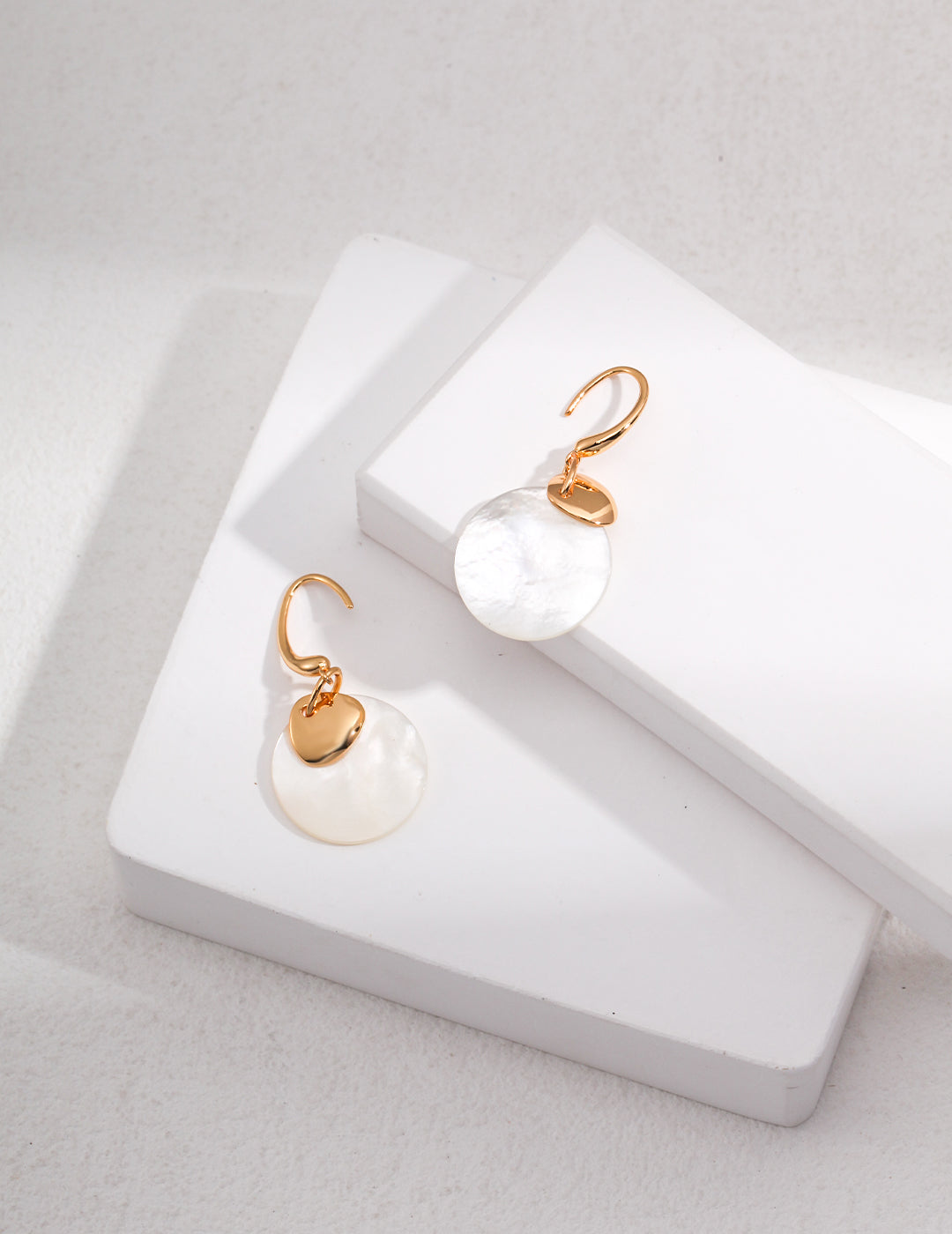 S925 Mother of Pearl Drop Earrings